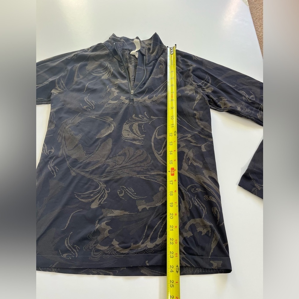 Athleta Momentum Seamless Half Zip Black Paisley Size Large - Picture 7 of 7